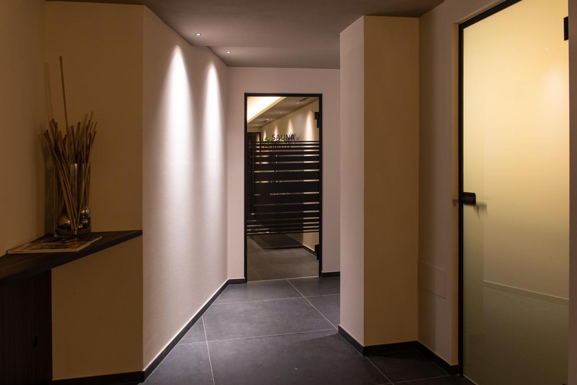 Hotel Ladurner Merano Esterno foto