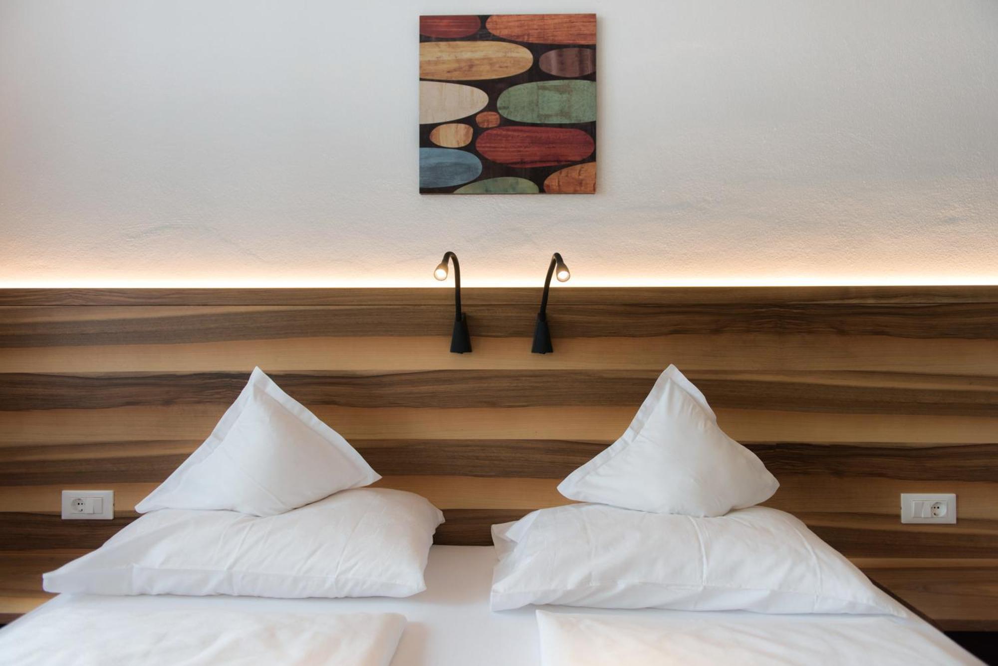 Hotel Ladurner Merano Esterno foto