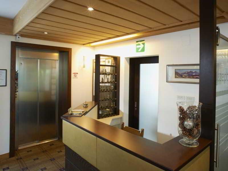 Hotel Ladurner Merano Esterno foto